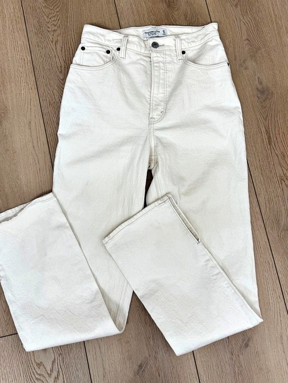 Abercrombie & Fitch The '90s Straight Ultra High Rise - 27 / 4R